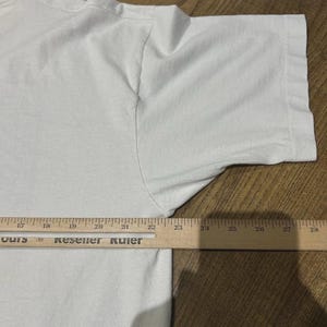 VINTAGE 90s | Keith Haring See No Evil Artwork T-Shirt sz XL image 9