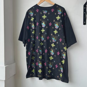 VINTAGE Y2k | Avirex Monogram AOP T-Shirt sz XL image 1