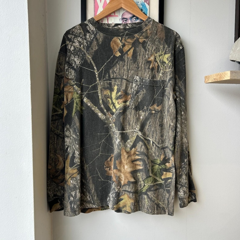 VINTAGE | Mossy Oak Real Tree Camo Long Sleeve T-Shirt sz L image 1
