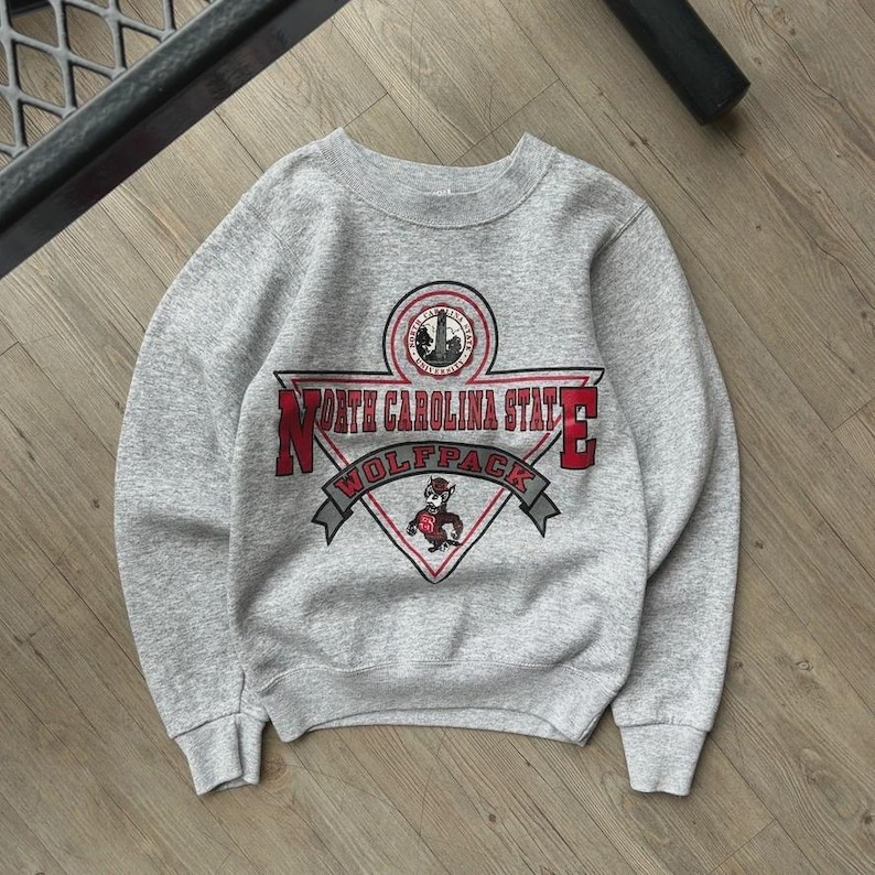 VINTAGE 90s | North Carolina State Wolf Pack University Crewneck Sweater sz S image 1