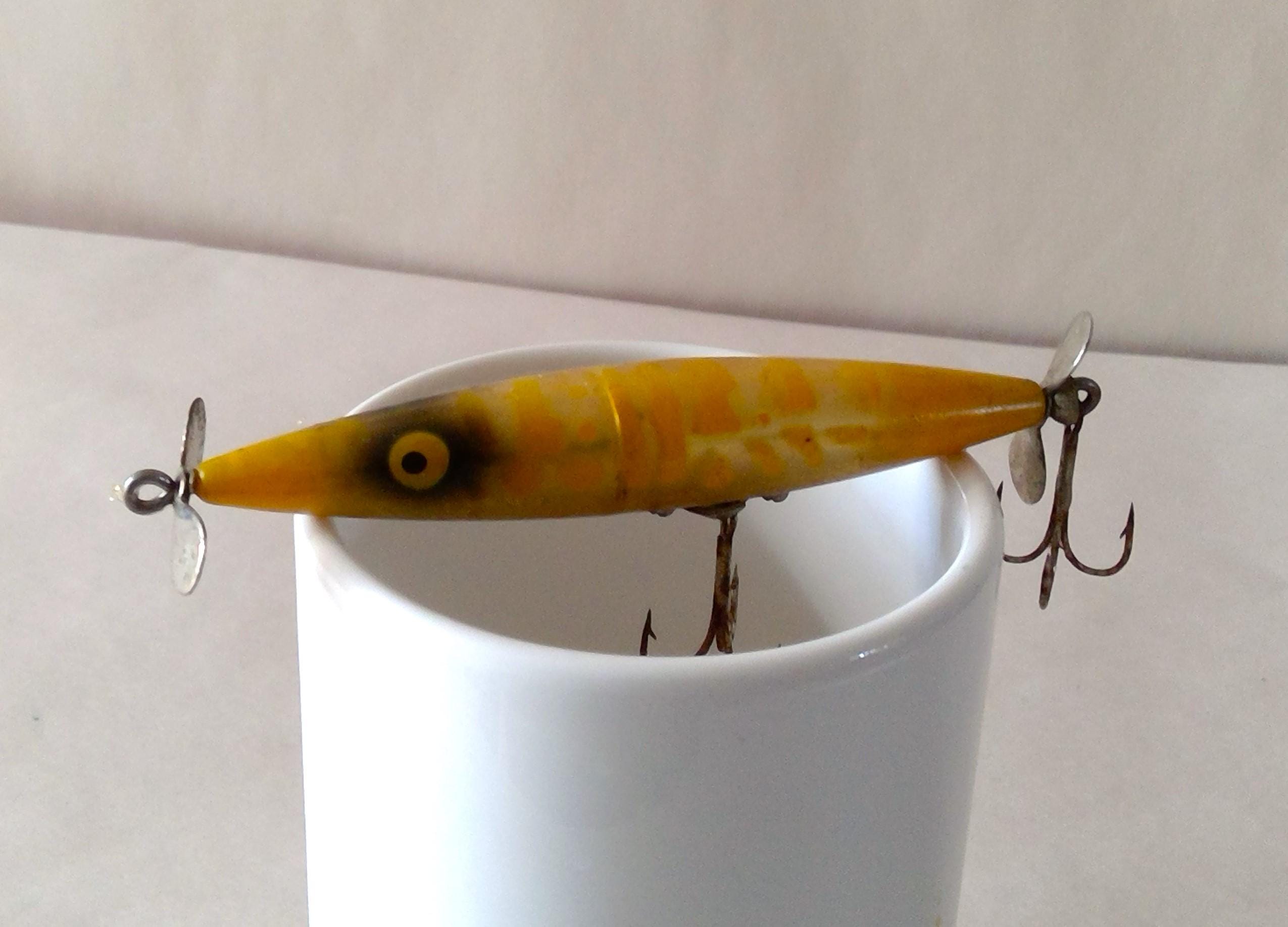 1950s Heddon Dying Flutter Double Prop 4