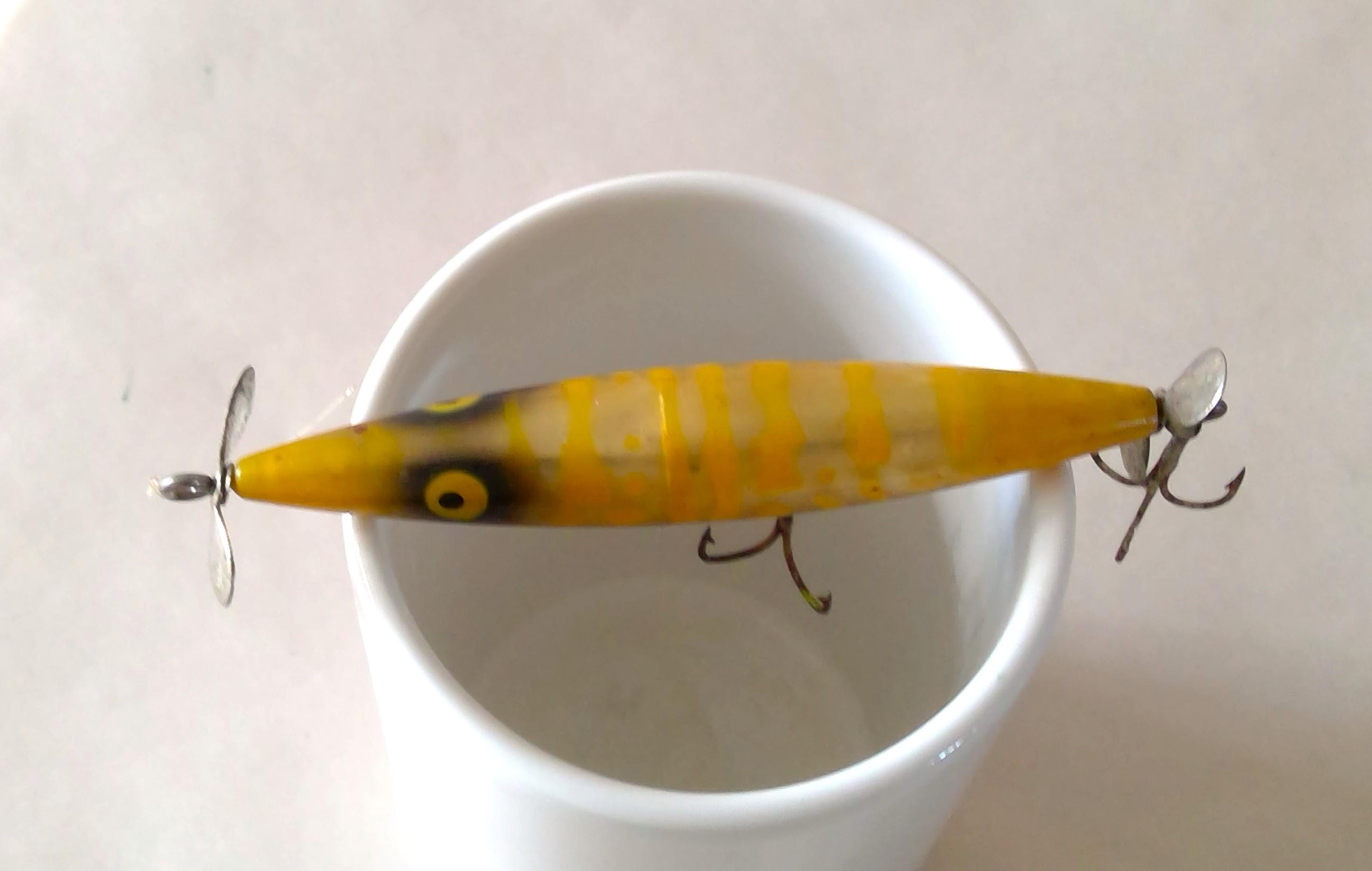 1950s Heddon Dying Flutter Double Prop 4