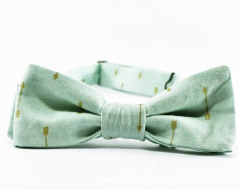 Pale Blue and Gold Arrow Man's Bow Tie, Boy's Bow tie, Toddler, Boy, Teen, Wedding Bow Tie, Formal wear, Adjustable Bow tie, Robins Egg blue