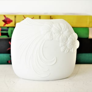Vintage A. K. Kaiser Elegant Bisque Vase by M. Frey with Flower Motif. Bisque Pillow Vase by AK Kaiser, German Pottery