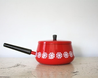Vintage Red and White Starburst Enamel Lidded Pot, Red Enamel Fondue Pot, Vintage Enamel Pot Starburst Design
