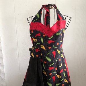 Hot chili pepper apron,vintage style 1940&#39;s pattern, very cute sexy apron, cooking apron, reversible apron, red and black, detachable towel