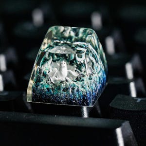 LIMITED EDITION De.wg.ong Keycap, Artisan Keycap, Anime Keycap, Resin Keycap, Keycap Set for Mechanical Keyboard, Gift for Him