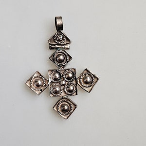 Ethiopian amulet Pendant, Ethiopian pendant, tribal pendant, hinged pendant