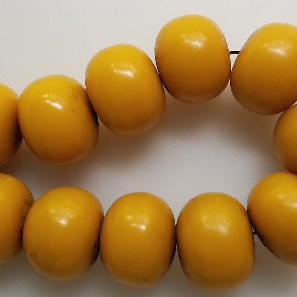 ONE Ethiopian yellow Amber bead, Amber, Ethiopian beads