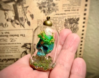 Ancient Fairy King Skull - Storybook Dome Pendant
