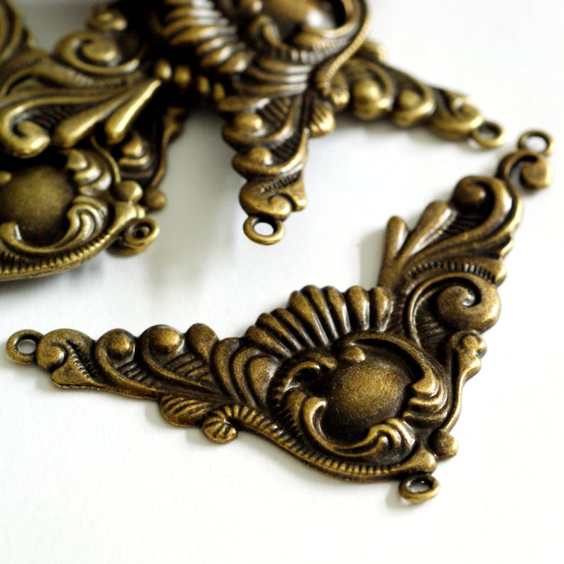 75mm Antique Bronze Big Triangle Connector Links N0119