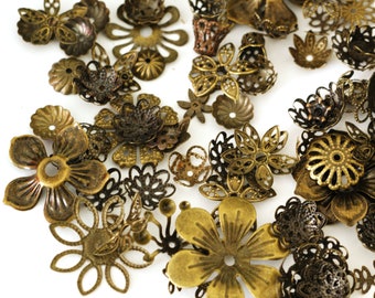 50 capuchons de perles de fleurs en bronze antique de style mixte