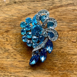 Vintage Blue Stone Brooch - Etsy