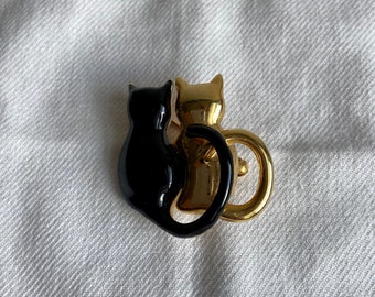 Black & Gold Cats Brooch Pin