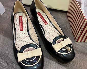 B.A.I.T. 1960s Mod Fiona Low Heel Shoes