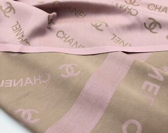 Scialle di seta Chanel vintage Sciarpa Chanel vintage Foulard grande Carré Chanel regalo per lei!