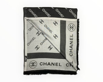 Scialle di seta Chanel vintage Sciarpa Chanel vintage Foulard grande Carré Chanel regalo per lei!