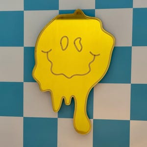 Trippy Smiley Face Engraved Mirror | Modern Drippy Acrylic Gold Wall Decor | Colorful Quirky Mirror Art – Handmade Gift