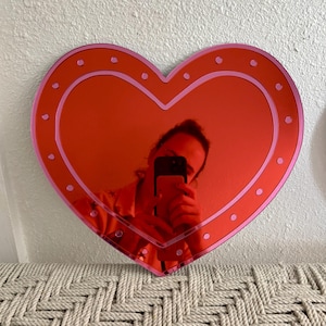 Retro Heart Mirror: Tunnel of Love Acrylic Wall Decor