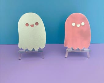 Handmade Ghost Acrylic Wall Art: Kawaii Halloween Decor