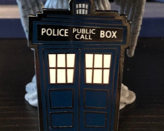 Épingle en émail Lil' Police Box