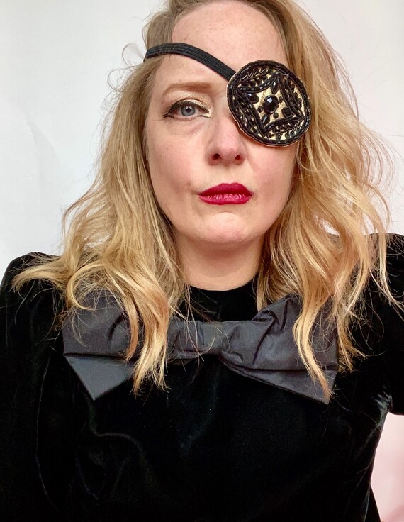Vintage Black Velvet Blouse / Vintage Black Top /