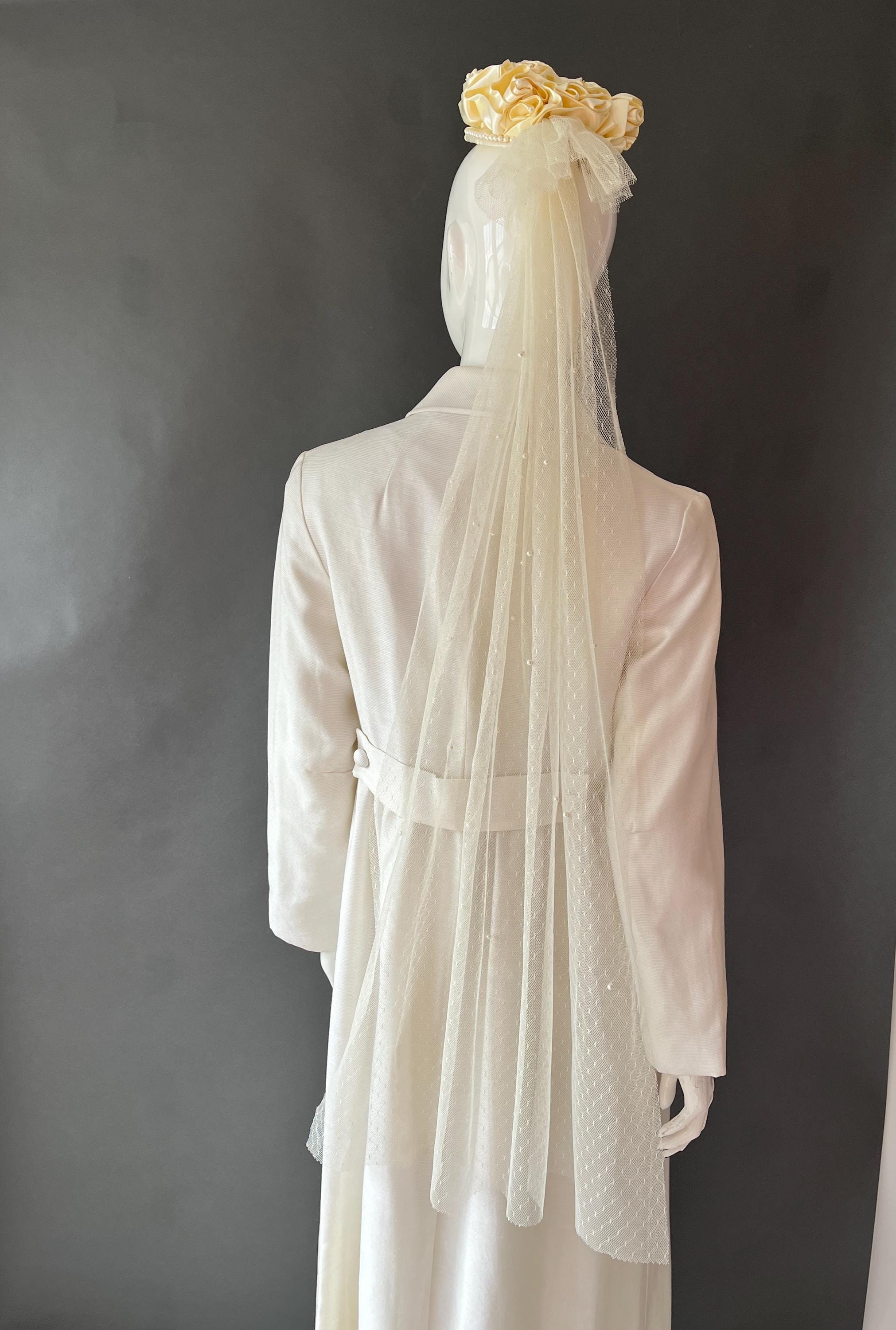 Vintage Ivory Bridal Veil with Satin Rose & Pearls - Excellent Condition Pearl Cathedral Length Wedding Veil with Scattered Beading  main image 4