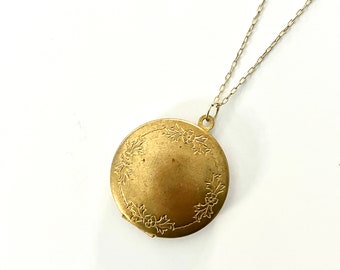 Vintage Locket on Chain