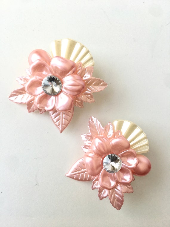 1980s Pink Flower Earrings - image 2