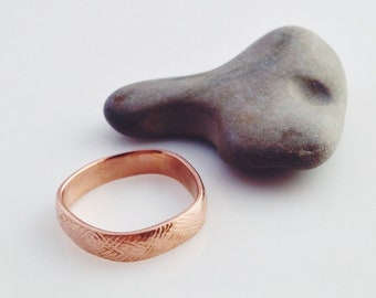 14k rose gold "scuffy" finger shaped band