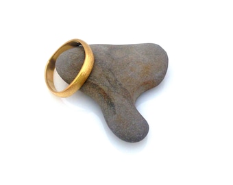 4mm finger shaped 18k yellow gold band in soft grain finish