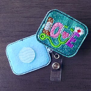Medizinische Liebe, Ausweis Reel Topper (wählen zwischen Badge Topper nur oder Badge Topper mit Ihrer Wahl der Ausweisrolle)