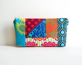 Zipper Pouch, Makeup Bag, Cosmetic Case, Pencil Pouch, Quilted Scrappy Bag, Gift for Her