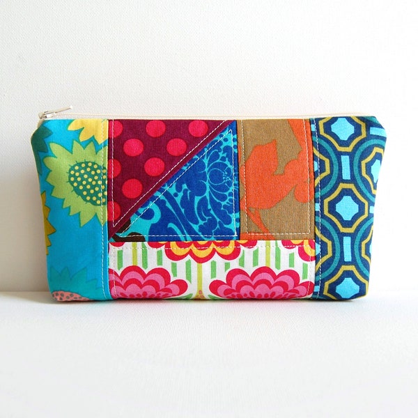 Zipper Pouch, Makeup Bag, Cosmetic Case, Pencil Pouch, Quilted Scrappy Bag, Gift for Her