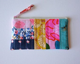 Quilted Patchwork Zipper Pouch: Pen and Pencil Case