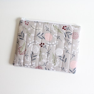 Estuche de viaje con cremallera para mujeres y adolescentes, neceser o neceser de maquillaje, tela con diseño de hojas de bosque y bayas