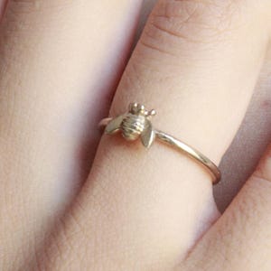Tiny Greek Bee Ring Jelwelry - intaglio Ring - Ancient Ring Jewelry - Silver Ring - Minimalist Ring Antique Gift For Him - skinny band ring