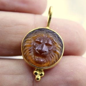 Enamel Intaglio Leon Necklace Pendant Jewelry With Amethyst - intaglio Necklace - Ancient Pendant Jewelry - Silver Pendant - Gift For Her