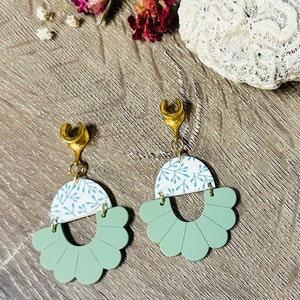 Dangle Gauges Plug Earrings Gold or Silver White and Green Branch Polymer Clay Tunnels Hider Plugs Saddles 2g (6mm) - 1’’ (25mm)