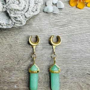 Dangle Gauges Plug Earrings Gold Green Aventurine Gemstone Point Pendant Tunnels Saddles Hider Plugs Stretched Ear 2g (6mm) - 1’&#39; (25mm)