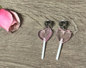 2g (6mm) - 1’’ (25mm) Silver or Gold w/Pink Heart Lollipop Lightweight Drop Dangle Earrings Gauges/Earplugs Tunnel Plugs