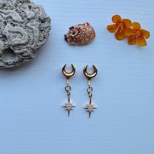 Pendientes colgantes con dilatación de oro, con topacio blanco en forma de estrella, para novias, bodas, de 2 g (6 mm) a 25 mm (1")