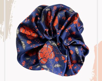 Elegant Silk Scrunchie, Hair Tie, Pure Silk, Oriental, Silk Gift, For Her, Only One Available