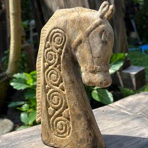 Hand-Carved Wooden Horse – Artisan Home Decor Sculpture (7.8 inches)