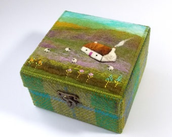 Scottish Keepsake Treasure Box made with Green Harris Tweed and Needle Felted Gift with Woolly Sheep, Cottage and Embroidered Flowers.