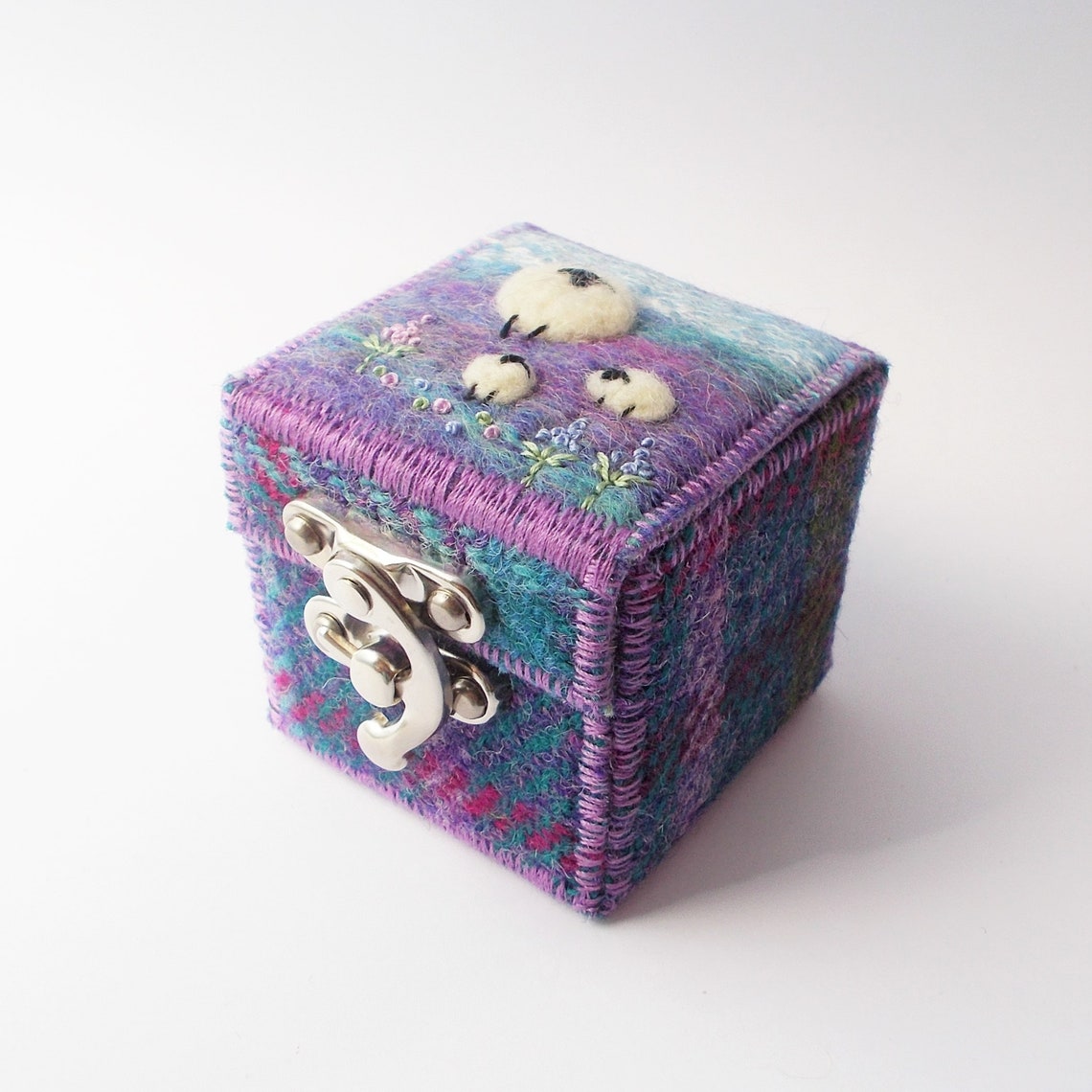 Keepsake Sheep Box made with Handmade Felt and Purple Plaid | Etsy