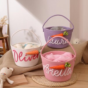Personalisierter Babyparty-Geschenkkorb, kundenspezifisches Baby-Jungen-Namensbaumwollseil-Karotten-Körbe, Babyspielzeug- Speicher-Organisator-Kinderzimmerdekor