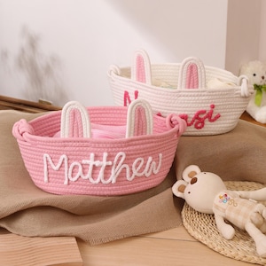 Personalisierte Kaninchen Spielzeug Korb Benutzerdefinierte Babyparty Geschenkkorb Seil Baumwolle Baby Geschenkkorb Aufbewahrungskörbe Baby Name Geschenk