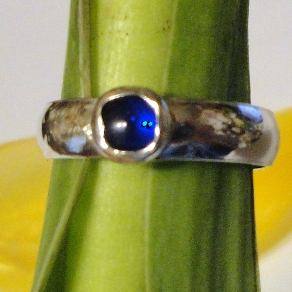 Blauer Saphir Ring - Sterlingsilber aus recycelten umweltfreundlichen Quellen Labrador Geburtsstein - Größe Silber - September Geburtsstein