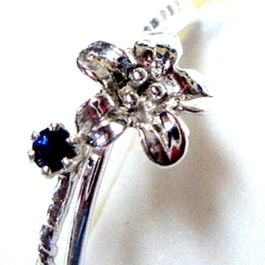 Flower Ring 1 Little Stacker eco-friendly sterling silver - Custom Made in your Size - bridesmaid wedding